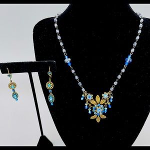 Belladonna jewelry 2pc set. Made in Canada